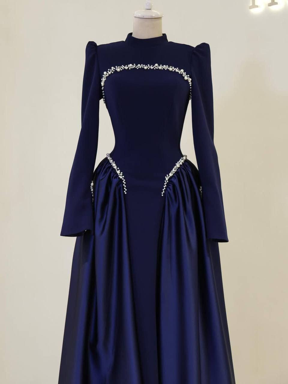 فستان خامه دابل مطعم ستن 

 ايطالي كوالتي عالي
قياس 48/46/44/42/40/38/
للطلب ولاستفسار على خاص او الواتساب ***********
