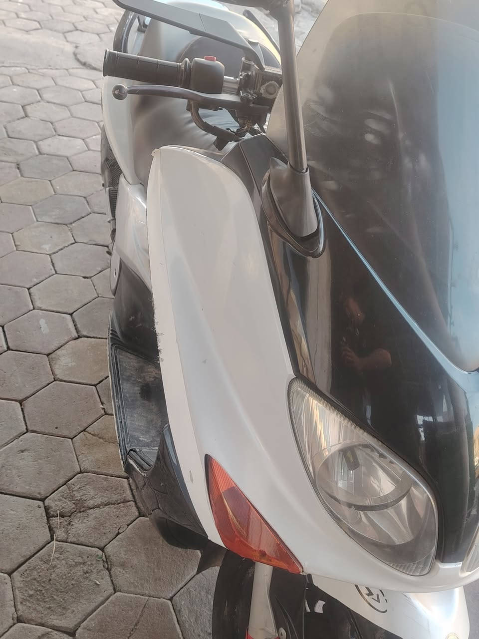 اسلام عليكم دراجه للبيع تي ماكس حجم مكينه ٥٠٠ وديل 2007 للاستفسار الاتصال على ***********
