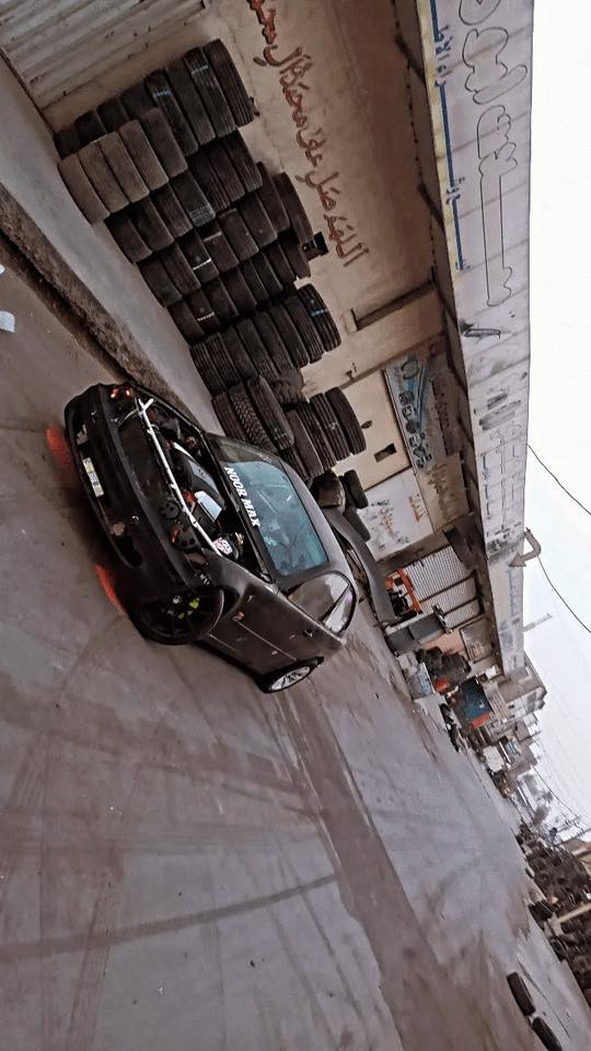 السلام عليكم 
 E46 T كومباك
مكينة 40 كفالة كير مال 8 كلج براص نازل بي نزلة وحدة
برمجة عقل
علية صدر امامي خلفي مال درفت 
كسرات ستيرن وبور كهرباء 
رويل كيج امامي خلفي داخلي مابيها 
رقم بغداد سنوية بعدها مساقطة 
راديتر عمل ومراوح ثنين انسة حماوة 
هاند بريك 
السيارة سعرها 35$ وبيها مجال 
مكاني السيدية (***********)
