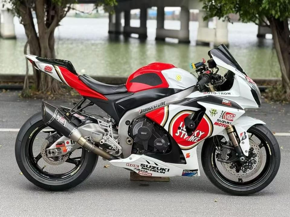 جكسر 1000 للبيع مستعجل على بيعتها السعر 600الف ***********
