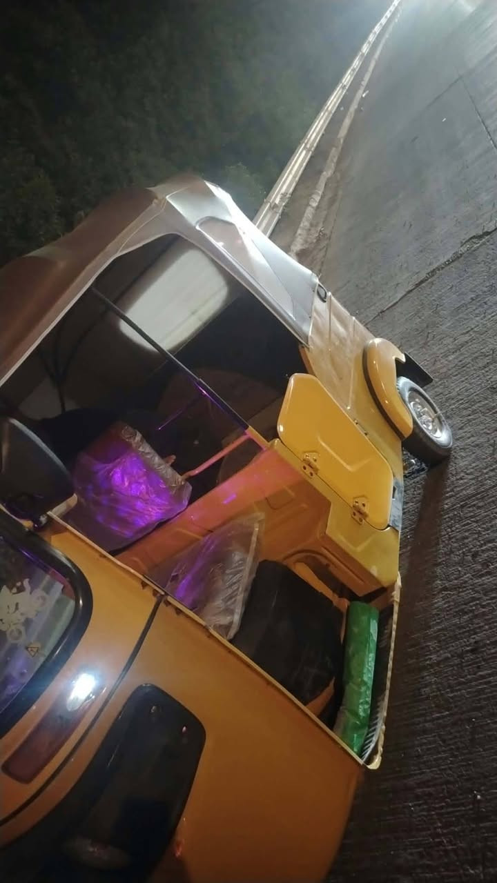 تكتك 21 محرك كفاله جديد سنويه كلشي بيه كفاله ضربته بل صفحه مرجعه بارد سعره 7500 // وتساب ***********
