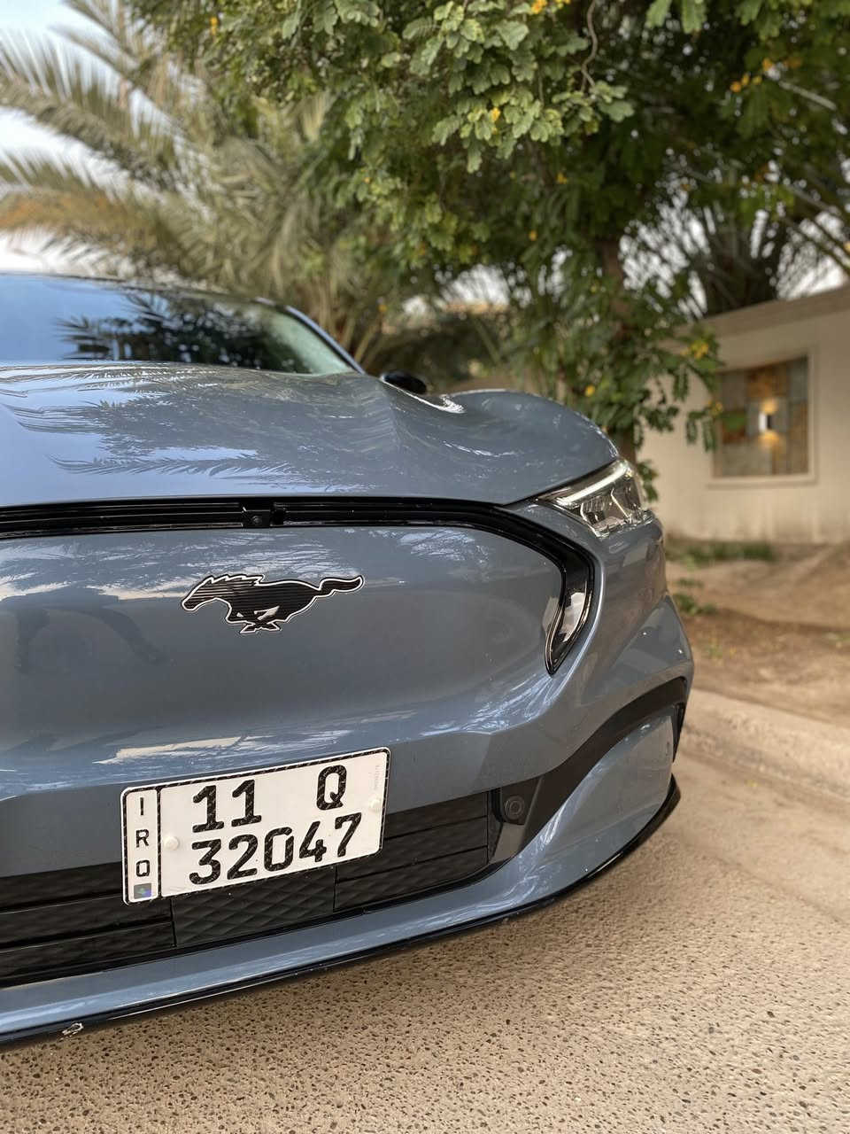 السلام عليكم 
موستك 2023 ماك اي كهرباء بل كامل
فئة بريموم ( فول مواصفات ) 1/1 
بطارية جبيره X حجم 91 كيلو واط 
دبل ماطور 350 حصان 🚀🚀🚀
سقف جام بل كامل 5 كامراة 
شاشة جبيره صندوق كهرباء 
داخل 7 الوان السياره بصمتين 
داخل جلد كشنات كهرباء 
رمز دوخل بل باب شاشة لغة عربية
نضام صوت B&O دمام خلفي 
حساس امامي خلفي 
السياره بجم بل كامل مغلف ( ppf) 
وباقي الموصفات المعروفة
حادث السياره فقط باب السياق 
ومصبوغ وربع الجاملغ فقط  
سعر : ( 215 ورقة ) بيع او مراوس 
مكان السياره اليرموك ***********
