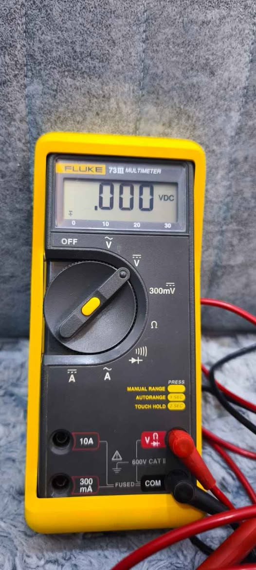 Multimeter fluke 
کلش نظيف مضبوط.سعر 120 الف و مجال . مكان اربيل . أربيل, العراق


**إذا كنت صاحب هذا الإعلان وتريد حذفه لأي سبب، رجاءا أرسل رسالة إلى الدعم الفني**