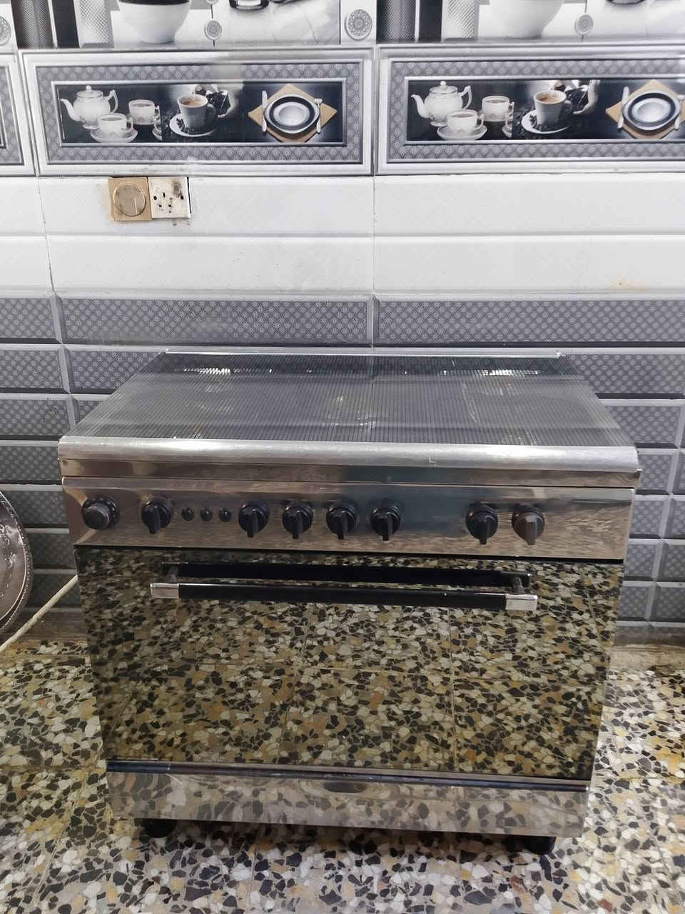 طباخ فريش مصري نظيف جدا وكله شغال عيون وفرن وعلفحص شراي يدخل خاص


**إذا كنت صاحب هذا الإعلان وتريد حذفه لأي سبب، رجاءا أرسل رسالة إلى الدعم الفني**