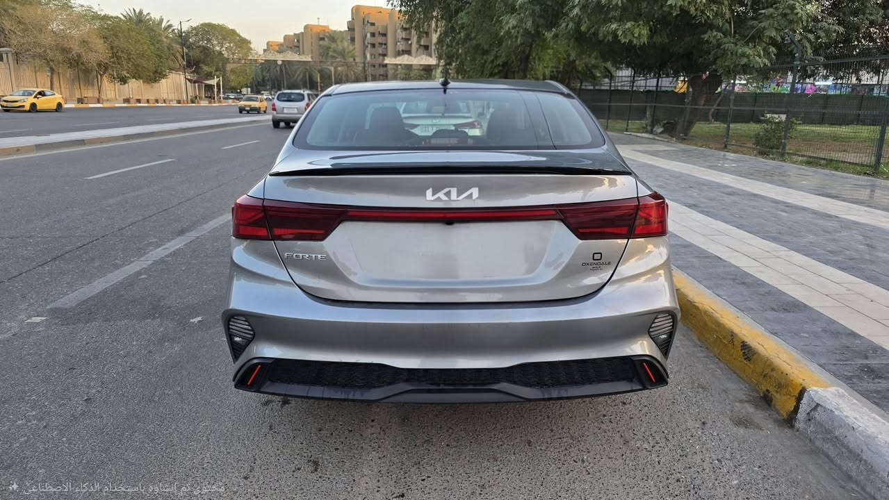 كيا فورتي LXS للبيع موديل ٢٠٢٣ البدي كلين مابي حادث شواصي لغود كله بلاد  حادثها من جوه مضروب الكيس مال كير وبدلت كير جديد نص مواصفات مال فورتي مدوشمها جلد درجة اولى بالنواب تفصال سياره جديده محرك ٢٠٠٠ دوش مابيها اي نقص والدعاميه الاماميه مصبوغه بأمريكا ودوخلها جديد رقم بغداد بأسمي  *********** واتس اب
