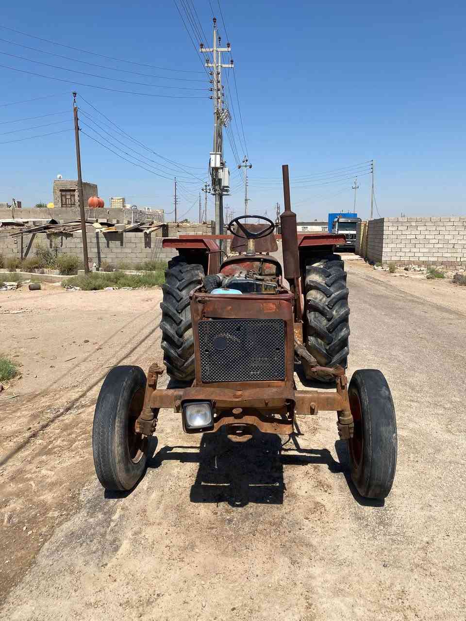 سلام عليكم  مكينه عنتر للبيع موديل 71 تواير
جديدات الورا والكدام نص عمر كهربائيات جاهزه محرك تجفيت جديد باور جهاز شغال مكينه جاهزه مابيها نقص برغي بنيد موجود فاتحه وضامه  الاتصال ع رقم ***********. مكان ميسان الكحلاء
