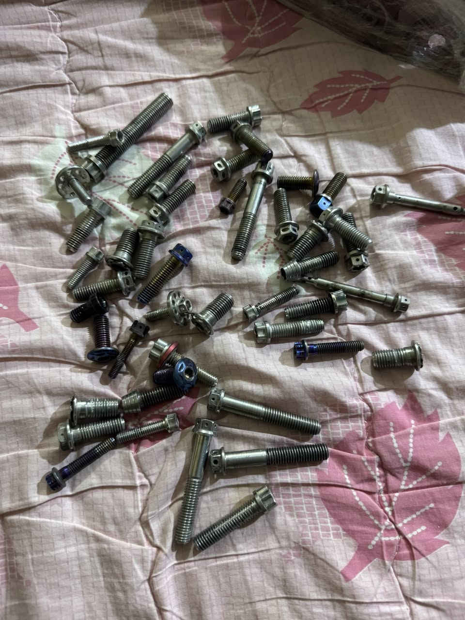 متوفر توصيل 
واتساب ***********
