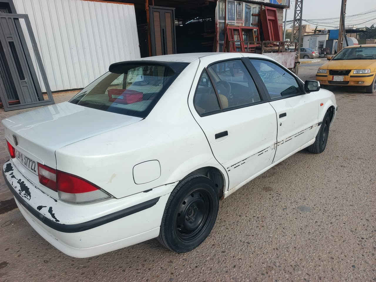 سلام عليكم شباب سمند للبيع 2011 رقم كربلاء بسمي السياره جاهزه مكفوله من الضربه بيها بس باردات قليله كامله مكمله عنواني كربلاء الحر قرب مستشفى التركي 
*********** السعر 37وبيها مجال
