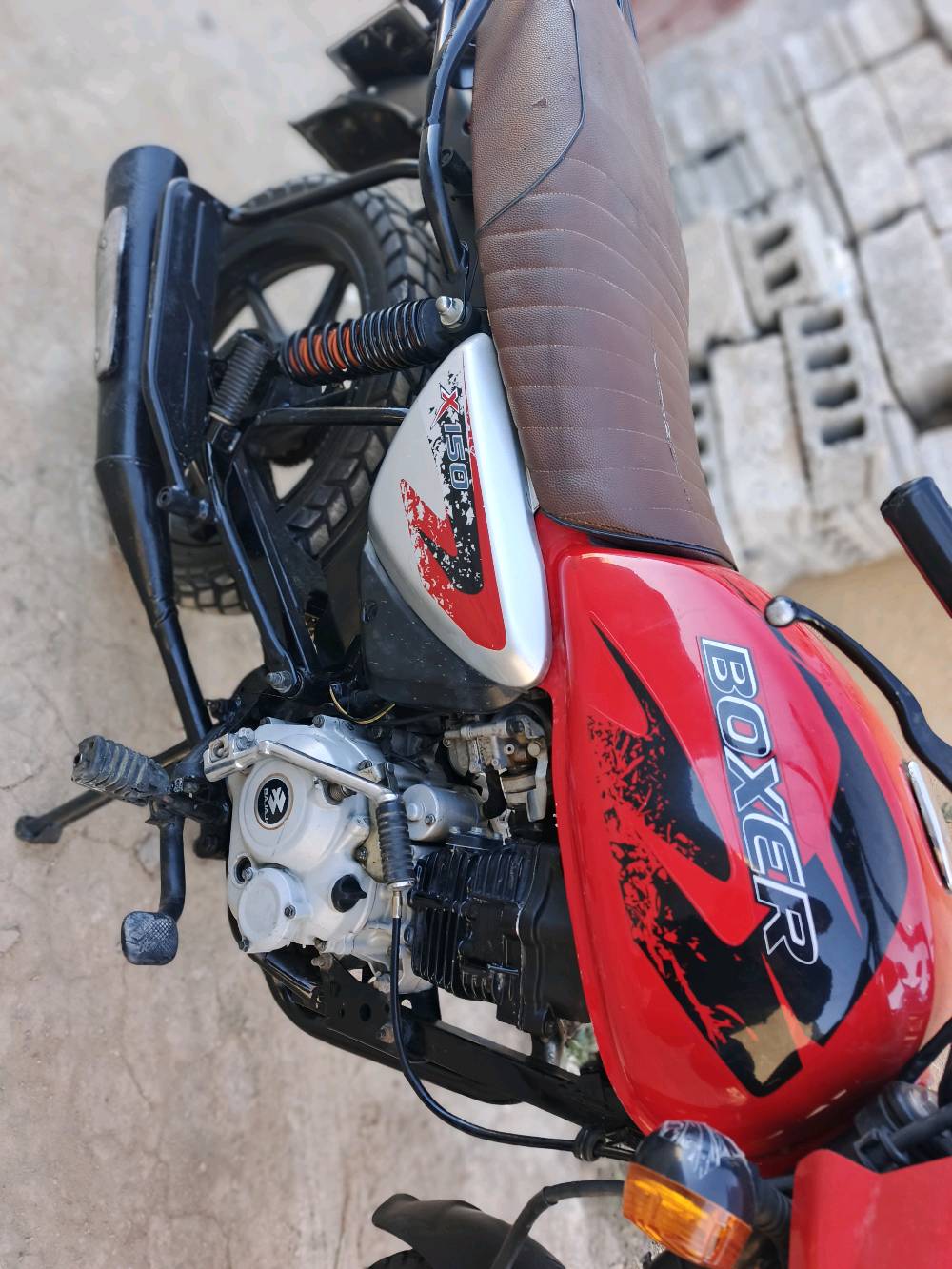 بوكسر موديل 23 رقم وسنويا باسمي شرط تحويل تجفيت شركا رقم انكليزي دراجا خير من الله كهربائيات شغالا لا تنقيص ولا تبغير شرط شلعتها تاكل كاع كل نقص ما بيها نكرت سلف تخم تايرات جدد وباقي شوفت عينكم 2,500,000مليون سعر مليونين ونص وبيها مجال رقم موبايل ***********   