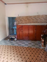 بيت للبيع • حي جسوم • ٢٠٠م