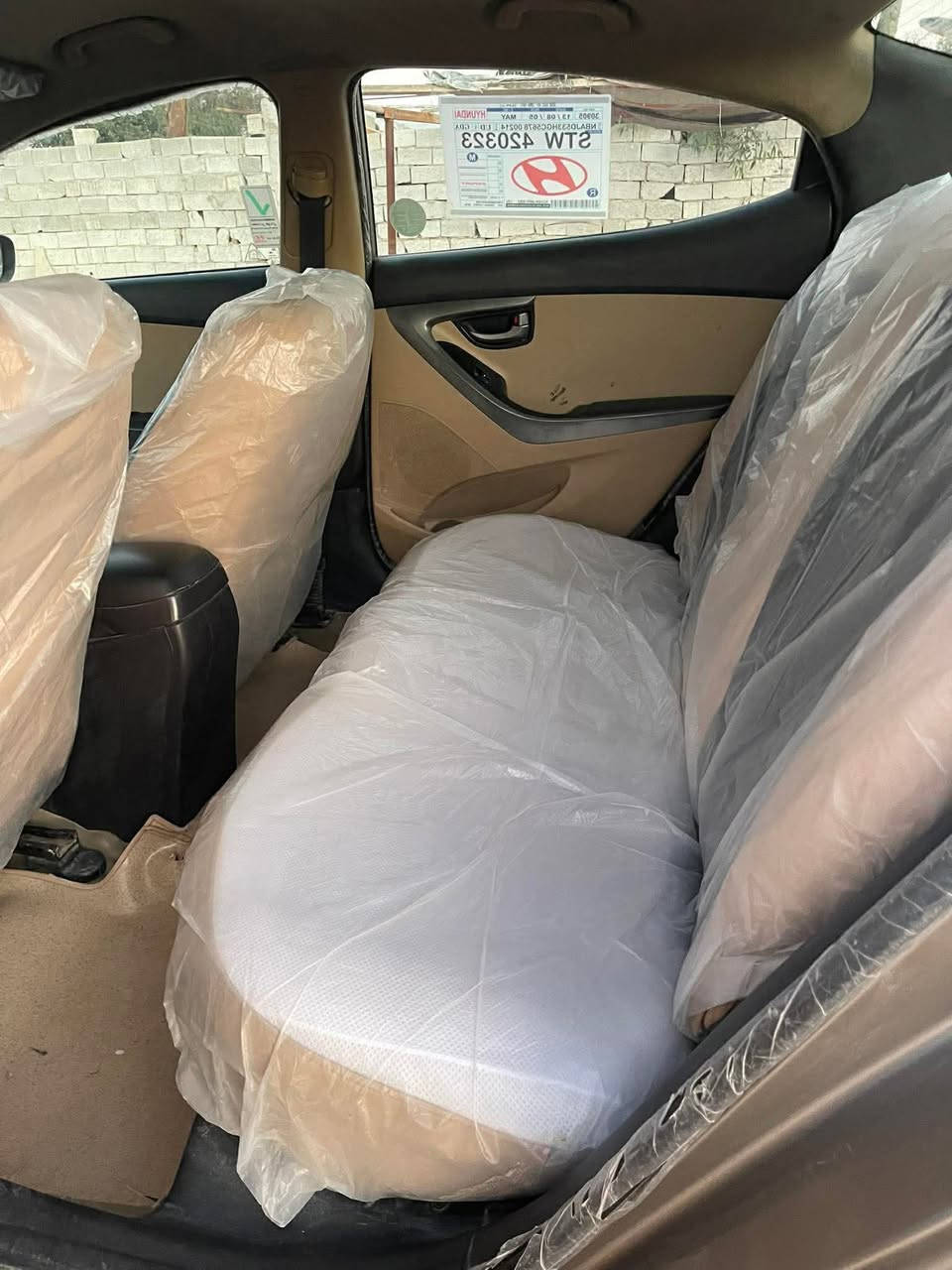 السلام عليكم النترا للبيع وراد أمريكي مديل ٢٠١٣ حادثها جاملغ وبنيد بدون دواخل سياره جاهزه بس محركها بي شويه بخار بدون تنقيص  
السعر 100$ وبيهة مجال قليل رقم بغداد مداور ثاني يوم مصفره هيئه وغرامات عنوان 
(عنوان الديوانيه عفك رقم***********)
