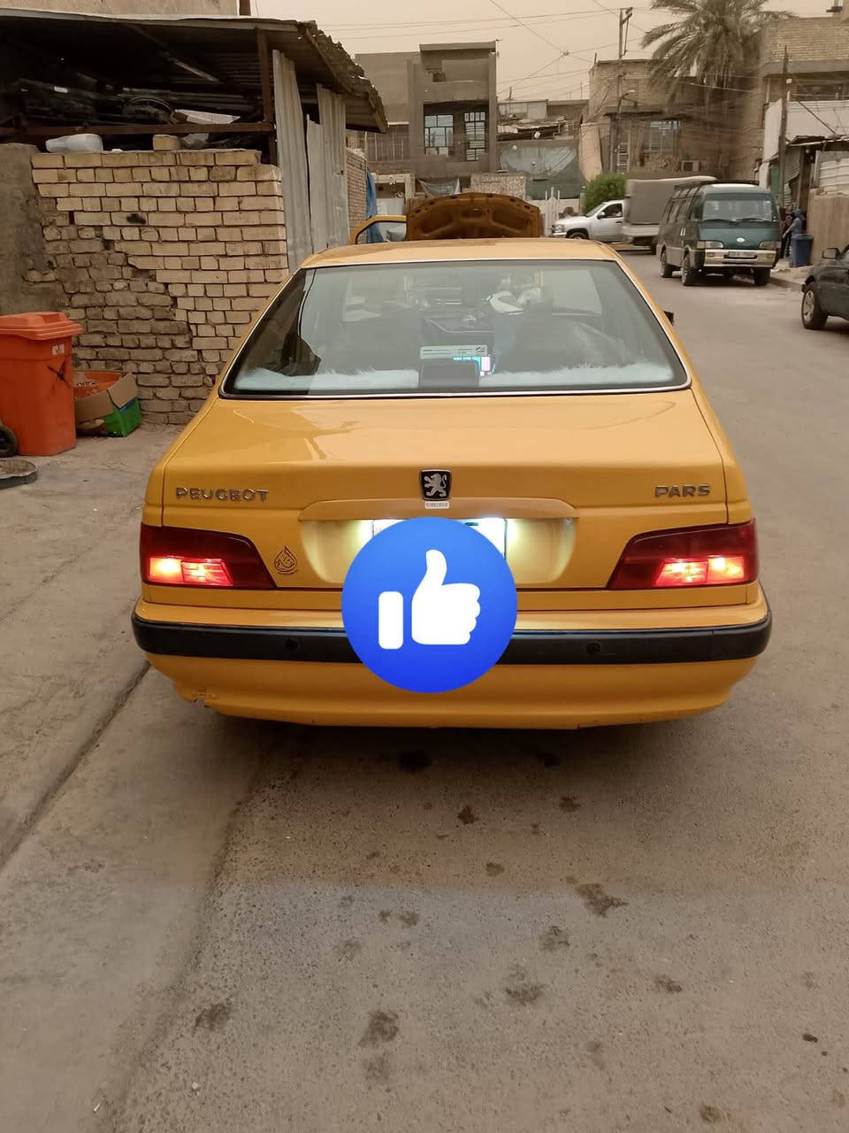 السلام عليكم اخوان بيجو بارص للبيع موديل ١٧ سيارة جاهزة وخير من الله فقط صبغ بل بنيد وطخة على البارد بالجاملغ الخلف الصدر مصفرة هيئة وغرامات رقم نكليزي العنوان بغداد الجديدة النعيرية السعر ٦٢ وبيه مجال ***********
