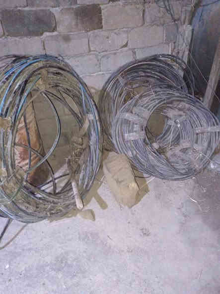 كيبل ظفيره سنكل طول 112متر عدد3 لفات ابو ١٢٠ 
السعر خاص نوع تركي 
*********** رقم ***********
