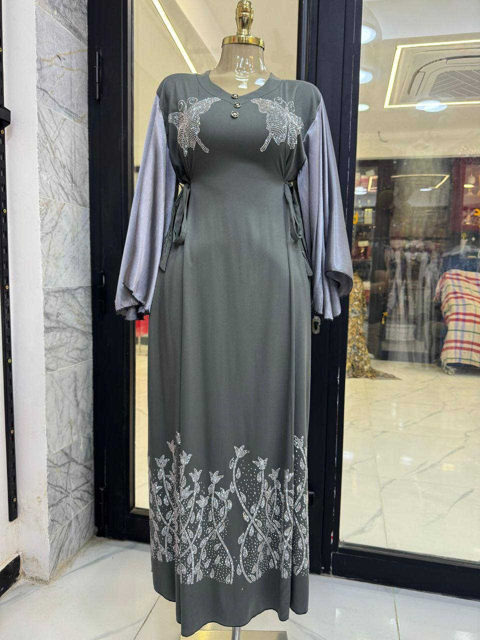 دشداشه كشمير ستراس حراري ردن جنح الفراشه 🫶🏻
 ❤️

قياس 2XL _3XL_4XL__5XL💁🏼


**إذا كنت صاحب هذا الإعلان وتريد حذفه لأي سبب، رجاءا أرسل رسالة إلى الدعم الفني**