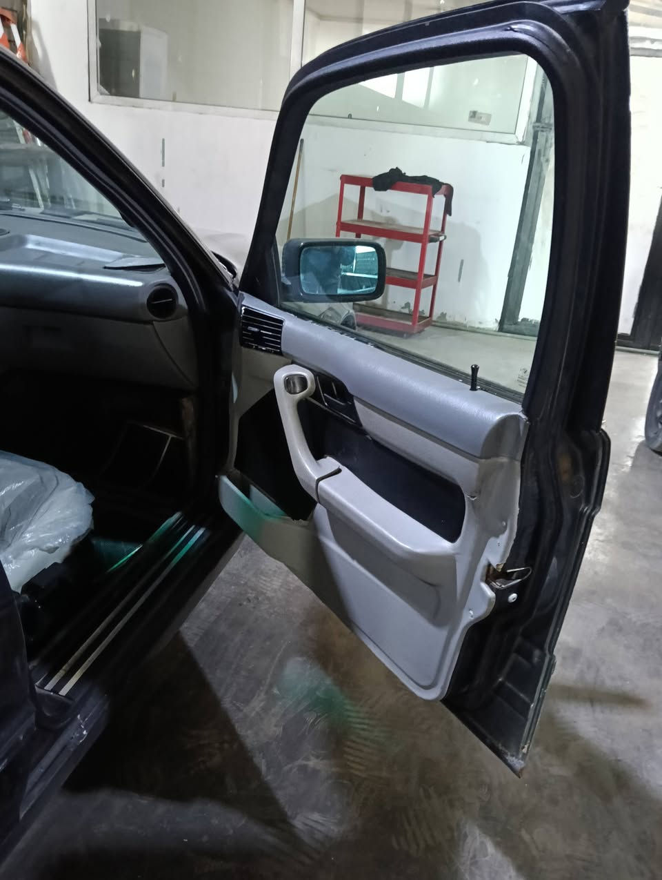 السلام عليكم بيم 5025 رقم ربيل دوالي  مكان السياره بغداد قراب بسمايه
السعر 65وبيها مجال قليل ***********
