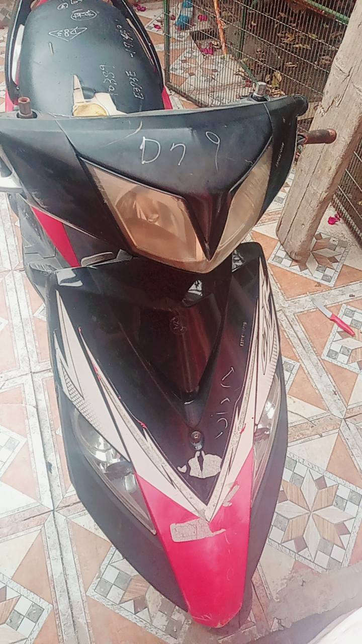 السلام عليكم للبيع ماكس ثعلب 140مكينه مكفوله وبلاديه كابريتر بلاديه مامفتوح بيه برغي كله شغاله من طول لطول مابيه نقص دراجه ومال جناي تاخذه وتترحملي ترايك وين متريد  خير من الله شلعه ومعدل دراجه جاهزه سعرهر

مكاني بغداد محمودية
هـ/***********
