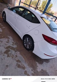 النتره موديل 17 وارد امريكي مكينه 2000 دوش كير مكينه مكفولات سياره حلو...