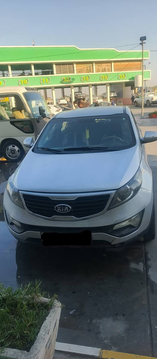 سلام عليكم كية اسبورتج 14 اصال كاز  ادوات ادوات رقم وسنوية متومة كصتين لسيارة جاهزة من كلشي تبريد تتدفة حدادية لسعر 48 وبيهة مجال قليل كلش مكاني لبصرة ***********اراوس حسب لقناعة رقم وسنوية انكليزي
