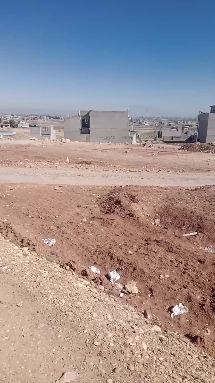 السلام عليكم ارض ركن تجاري للبيع 500 متر بدية جسر سادس سند 25 
استفسار ***********
