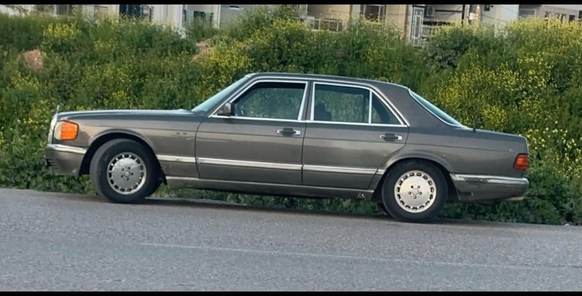 مارسليس رياسى 1990. ئارم. بلاستيك. 
*********** أربيل, العراق
