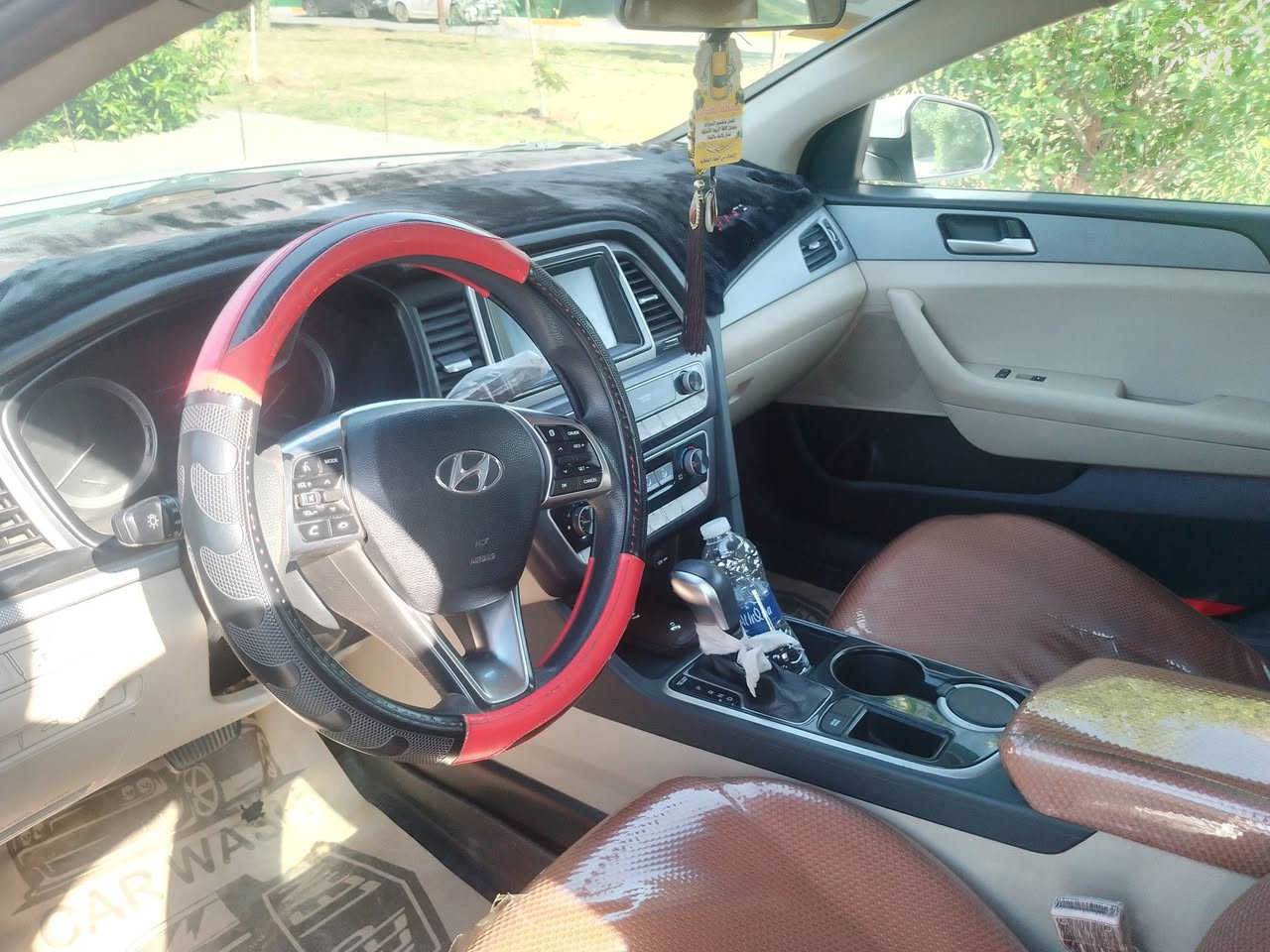 السلام عليكم سوناتا 2018 للبيع أو مراوس وارد امريكي 2400 سيارة خير من الله ماشية 90 مواصفات فول عدا البصمة حادث جاملغ وبنيد بدون دواخل السعر 135 وبيها مجال شي بسيط ***********. ***********
