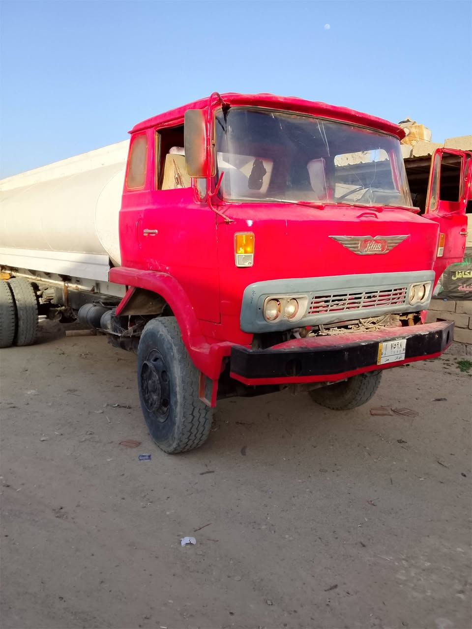 سلام عليكم تنكر هينو مكينه كير اكسن شاصي كفاله سياره جاهزه خير من لله ***********
