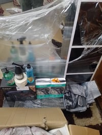 مرايا وكرسي ومكاين وياهن  غراض الي بل صوره للبيع كلهم ادفع سعر وتساب 0...