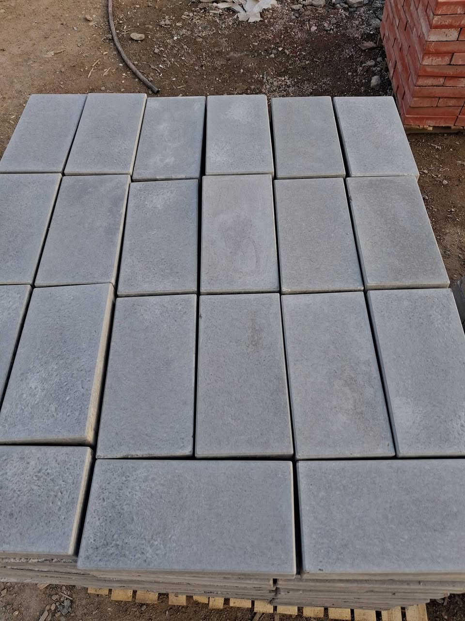 مرمري حامضي 15x30x6 سنتم  ***********
