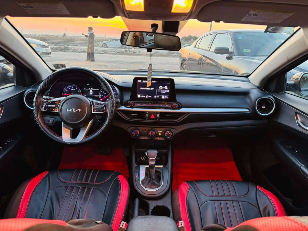 للبيع
كيا فورتي موديل 2022

مرقم مثنئ معوقين وكالة عامه للمشتري

ضرر صبغ بنيد و جاملغ مفتوح فقط 

مكينه 2000 دوش

ماشيه 32 جاهزه من كل شي 

سعر 126$وبيه مجال 

العنوان المثنى الرميثه معرض اثير الجياشي

التواصل وات ساب ***********
