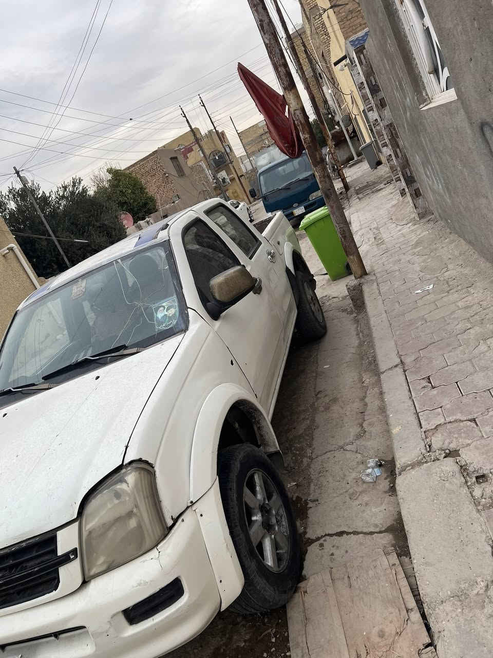 سلام عليكم سياره بيكم لوف مال مزاد وزاره الداخليه مكينه وكير ففتي 3000رقم ***********
