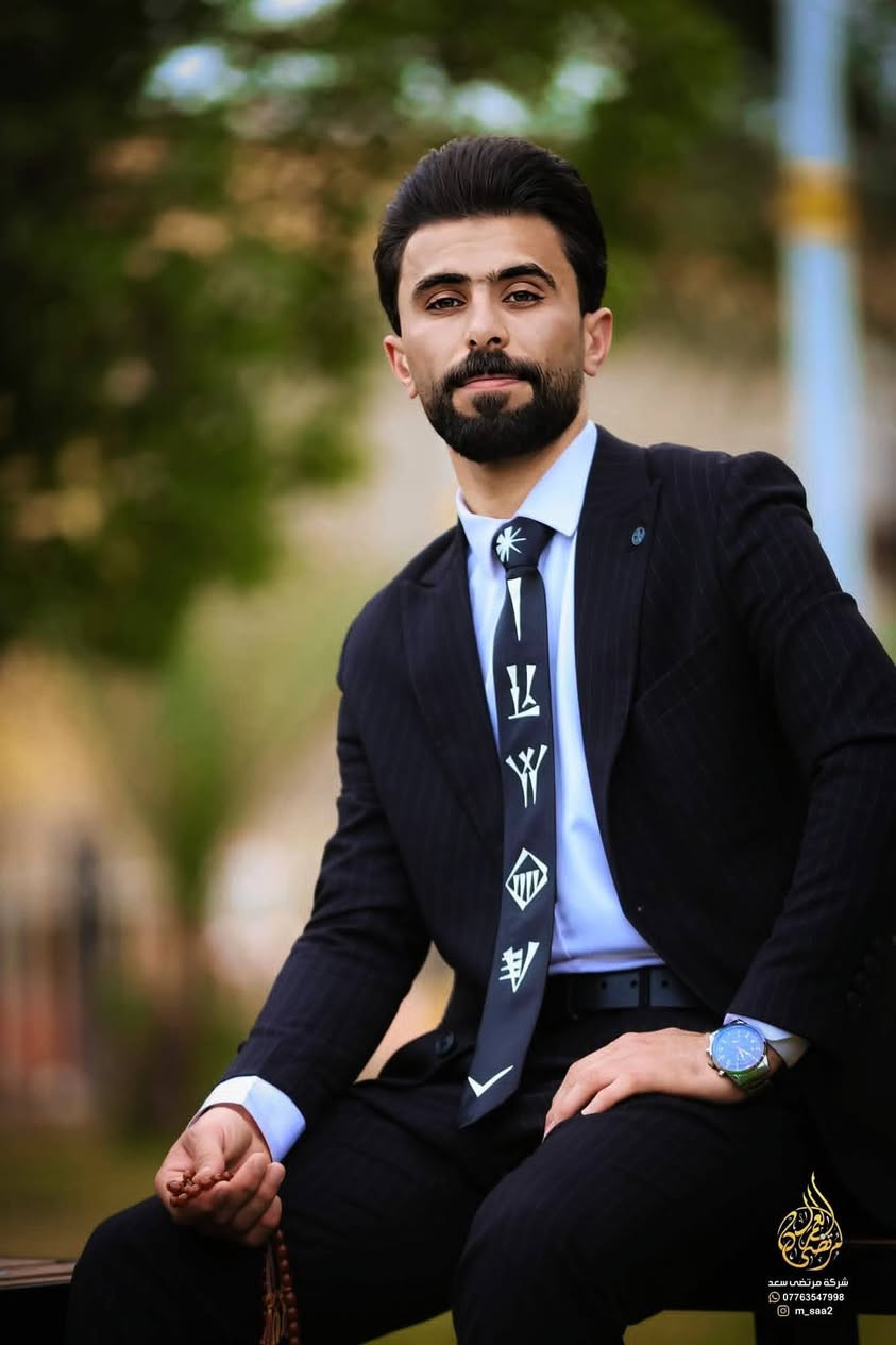 💎اختر تفردك في أهم أيامك💍
يوم خطوبتك يومٌ فريد، فاختر ما يليق به ويمنحه تميّزه،
 اسمك بالحروف المسمارية تفردٌ لا مثيل له على وجه الكوكب🌍
اول شاب سومري يتأنق بالربطة السومرية في يوم خطوبته في الدواية، 
الف مبارك "علي حسين"
#الربطة_السومرية👔
#اميرسكر


**إذا كنت صاحب هذا الإعلان وتريد حذفه لأي سبب، رجاءا أرسل رسالة إلى الدعم الفني**