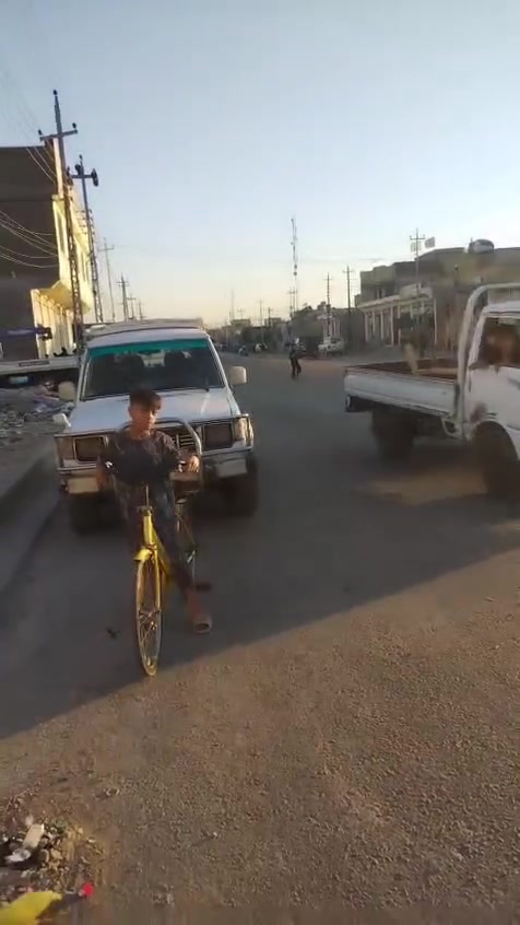 بيت للبيع المساحه ١٦٥ متر شارع الوسط عالشارع العام البيت يحتوي على محلات اثنين واستقبال زائد مطبخ صاله غرفه نوم منور صحيات البيت هيكل اي استفسار عالرقم
***********  اني مكلف بالنشر واتساب ***********
بيت للبيع المساحه ١٦٥ متر شارع الوسط عالشارع العام البيت يحتوي على محلات اثنين واستقبال زائد مطبخ صاله غرفه نوم منور صحيات البيت هيكل اي استفسار عالرقم
