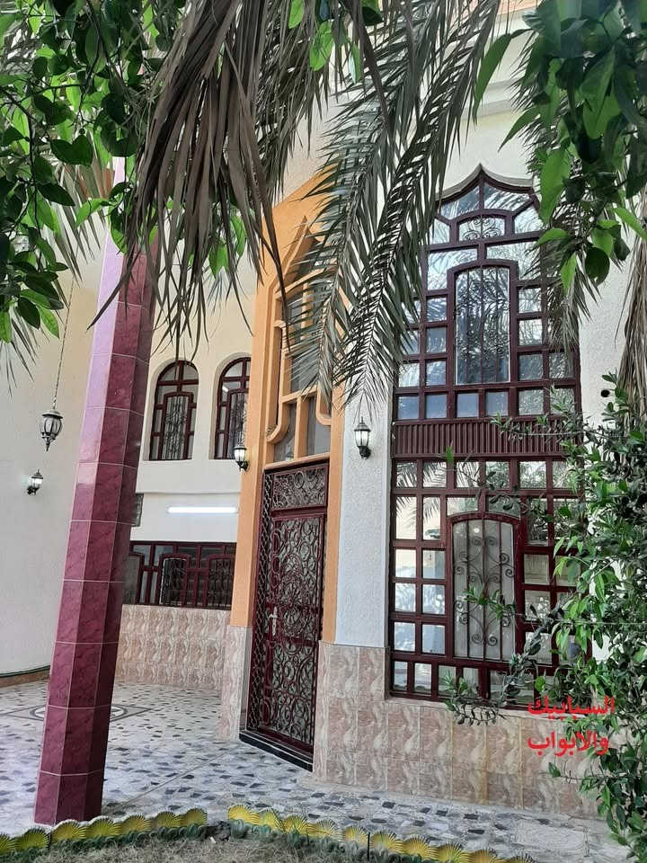 بيت كبير للبيع – الزعفرانية (خلف سوق الكبيسي) | طابو صرف
بيت طابقين بناء مسلح درجة أولى، نظيف جداً وجاهز للسكن.
المساحة: ٢٢٥ م²
الواجهة: ٨ م
النزال: ٢٨ م
الموقع: الزعفرانية / خلف سوق الكبيسي / محلة ٩٦٢
عدد الغرف: ٦ غرف نوم كبار جداً
التفاصيل الداخلية: صالتين + استقبال كبير + مطبخ + ٤ تواليت
الخدمات: كهرباء ثري-فيز + خط مولد شارع + إنترنت
الخارجيات: حديقة + طارمة طويلة تكفي سيارتين + شارع تبليط ورصيف عريض أمام البيت
السعر: ٣٦٠ مليون قابل للتفاوض للجادين بعد المعاينة
للاستفسار اتصال/واتساب: ***********
