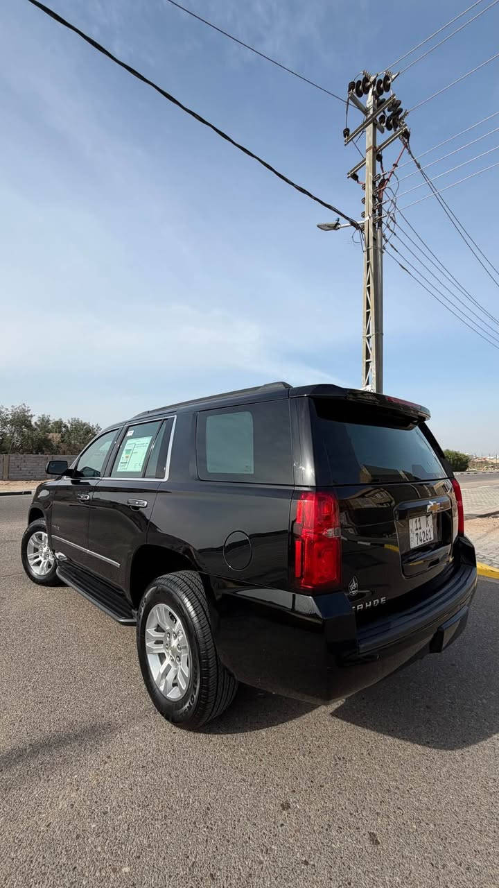 تاهو 2020 خليجي وكاله المنصور كفاله عامه رقم بغداد جديد تحويل باسمي  ماشية 60 الف كيلو سياره جديده كفاله ضربه وصبغ وتبديل وكير ومكينه ما مفتوحه  تخم تاير جديد سبير ما نازل جكه وعدته كامله ما مفتوحه بدون شخوط سياره 
***********
*********** البصرة, العراق
