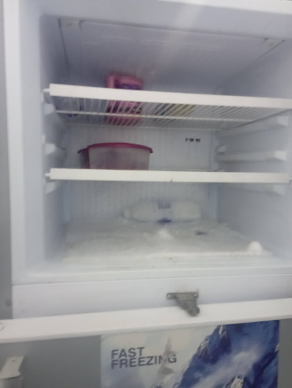 السلام عليكم ثلاجه نضيفه جدا 2 باب السعر 450 حله حي الصدرين


**إذا كنت صاحب هذا الإعلان وتريد حذفه لأي سبب، رجاءا أرسل رسالة إلى الدعم الفني**