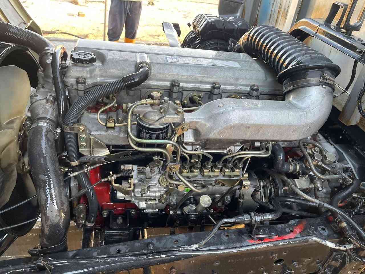 سلام عليكم انكر 80عادي خطين مجموعه سوبر  مكينا حاويا  مديل منزل 97 سته وربع بلاد  سياره جاهزا للعمل 

الاستفسار الاتصال /***********
