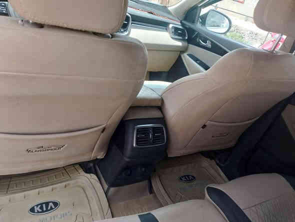 سورنتو 2020 رقم دولي سنويه لل30 باسمي
فول مواصفات
مكينه 6 سلندر
مكينه كير حداديه تخم تاير تبريد تدفئه كلهه جاهزه
السعر 180 وبيه مجال حق الجيه مكاني مشخاب اتصال فقط مكلف بلنشر ***********
