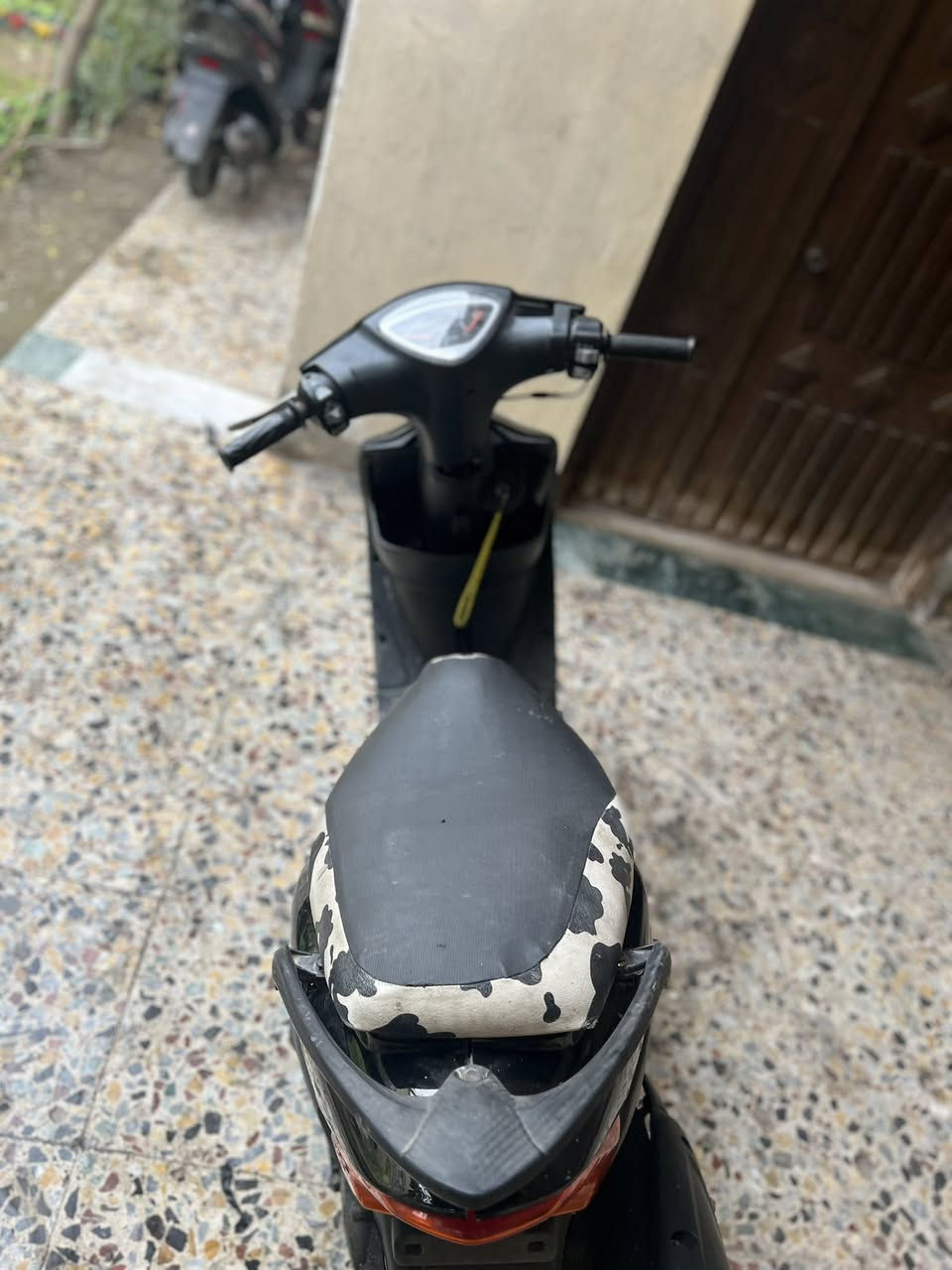 سلام. عليكوم. البيع. ماكس. عدلة.   دراجة. حلوة.  بس. شوية. عوزهة. ترتيب. ملحضات شغلة. سلف. هندر. كملة. مكان بغداد كمالية. سعر 325 وبيهة مجال ***********
