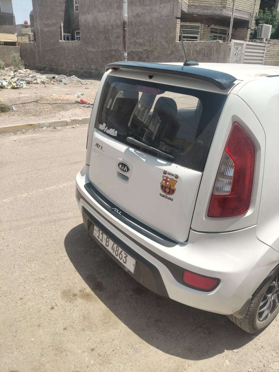 موديل 12 محرك 1600 رقم بغداد نكليزي  حادث امريكا جاملغ وباب السايق  وعندي ضربه خفيفه بدايت البنيد   السعر 85 وبيها مجال  خوان هذا رقمي اتصال   *********** مكان محموديه تجي تكلب وتشوف بعينك تحياتي
