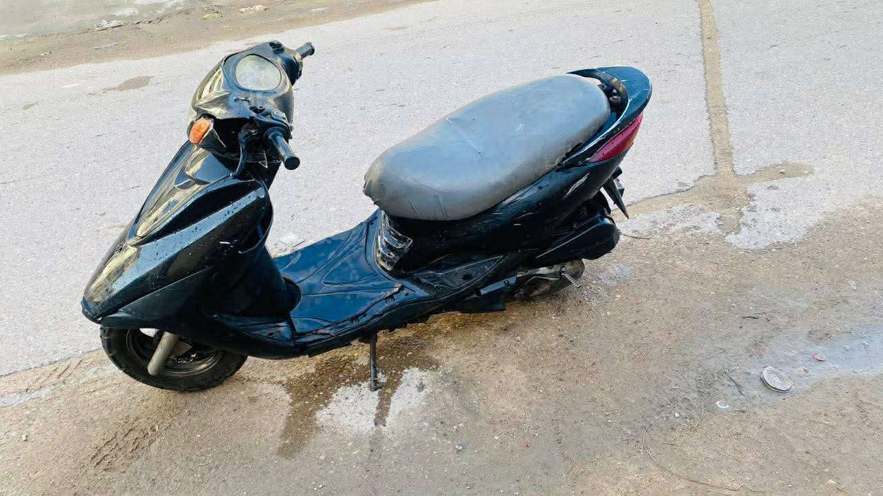 سلام عليكم للبيع
دراجه ابريز يرادلها ترتيبات على سلف على اشاير 

تشتغل هندر واحد ابكل وقت سعر 350 مكان بغداد بلديات 

للاستفسار ***********
