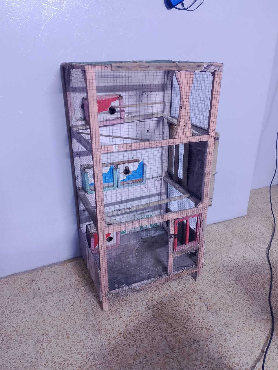 للبيع قفص خشب عراقي شغل توصي ثقيل شرط نظافه 65
الكول 65 العرض 50 الارتفاع 125 العنوان جانب الايمن يرموك الثانية السعر 25الف وبي مجال للطيبين شراي اتصل 😊 ***********
***********
