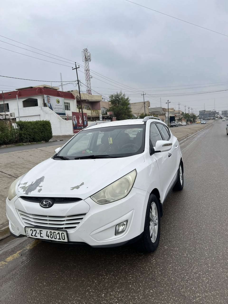 السلام عليكم سيارة توكسن 2012 
كير محرك شرط تدفئة تبرد سنويه شرط التحويل وبيها كابون
سيارة ضررها صبغ حزام فقط وبالحقيقة احلى من الصور رقم اربيل السعر وباقي التفاصيل ع الرقم *********** مامتواجد خاص
