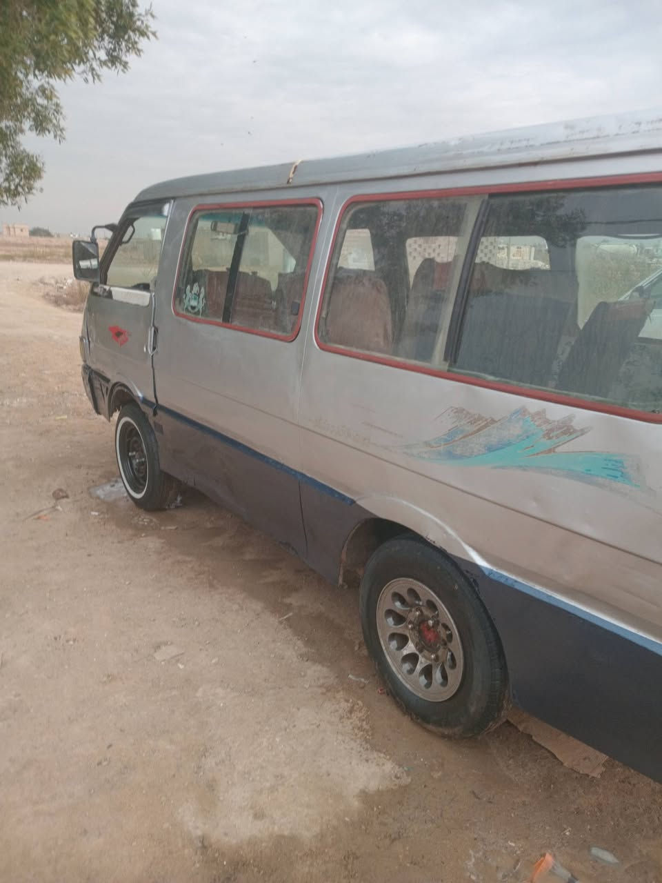 كيه بسته موديل ٩٤ رقم المالني بغداد سنويه نافذه بل٢٠٢٥ كير ومكينه واكسن مكفولات تريد تحويل او وكاله مصبوغه عام جماليه السعر ٢٢وبيها مجال قليل رقم ***********
