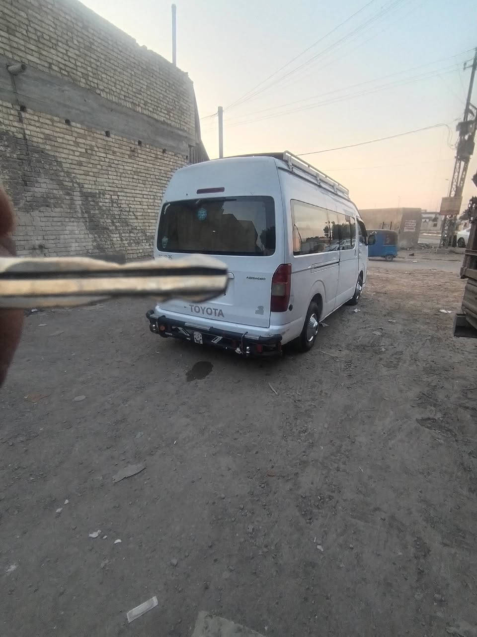 السلام عليكم اخوان عندي هاي السياره للبيع موديل ٢٠١٢رقم كربلاء انكليزي امصفره السياره ومعر دواير تخم تاير سياره جازه لشغل بيهه مكينه جمرة السيارة عوزه اشويه ترتيب السعر ١٢٠ وبيه مجال ترهم مراوس اب نيسان ناصيه من موديل ١٠ او٨او٩ ونتراهم مكان السياره في بغداد منطقه حي اور شارع حسينية المصطفى


**إذا كنت صاحب هذا الإعلان وتريد حذفه لأي سبب، رجاءا أرسل رسالة إلى الدعم الفني**