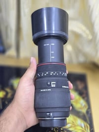 70-300 sigma Nikon عدسه بعده لوك نظافه 100%  رنك احمر ياباني اصلي  سعر...