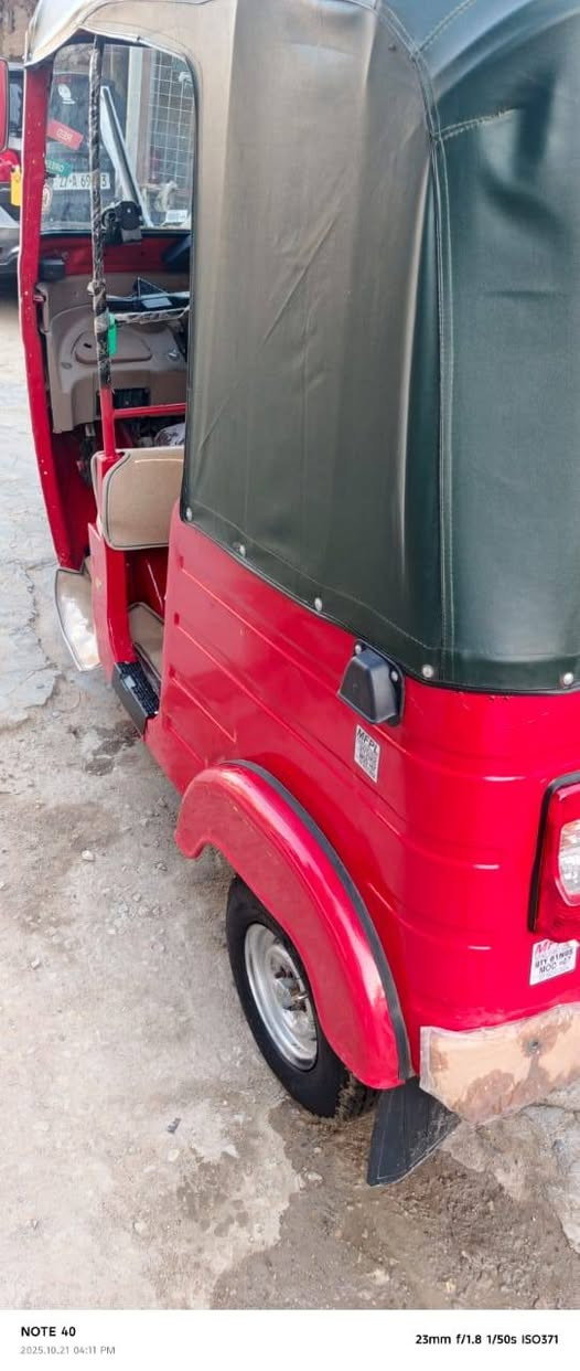 سلام عليكم تكتك باجاج مديل 17داخله بل18مصبوغه جماليه بيه مكينه 20مجفته بوشه وبستم رقم وسنويه بسمي تحويل ثاني يوم رقم انكليزي العنوان ناصريه مركز السعر 4900بيه مجال  رقم الهاتف ***********وتساب 📞📞📞
