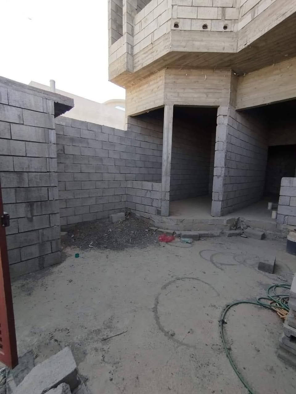 للـبـيـع للـبـيـع للـبـيـع

هيكل في حي الحدباء قرب اسواق الهدى
موقع مميز جدا اتجاه شروق قبله
المساحة 122م 
سند طابو الزهور باسم الشرعي
تصميم هندسي حديث 
نظام التبريدالمركزي الدكت
يتكون الدار من طابقين + بيتونه 
الطابق الاول:
غرفتين نوم مع هول واستقبال ومطبخ
 وكراج وصحيات داخلية وخارجية 
طابق ثاني:
 3 غرف نوم مع وهول مع صحيات
للاستفسار
 عن السعر وباقي التفاصيل
الاتصال ع⤵️
☎️***********
☎️***********
أو مراجعة 
مكتبنا الكائن في البكر
 سايدين الكنيسة مقابل مرطبات الصفار
