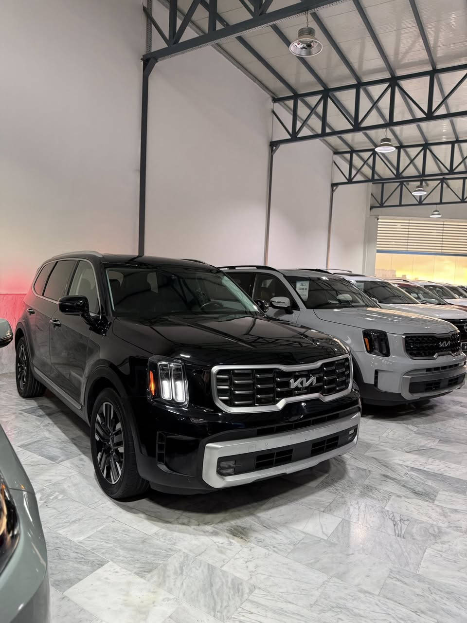 2023 من فئة SX Prestige تيلورايد 

فول مواصفات 
رادار امامي خلفي 
نقط عمياء 
فتحه سقف 
فور ويل 
داتا شو 
كامرات 360 درجه 
سقف شامو 
كشنات هيتر وتبريد 
كشنات خلفيه VIP
خزن ميموري للكشنات 
صندوك كهرباء 
بردات جانبيه 
وضعيات القياده ايكو نورمال  سبورت 
ووضعيات الفور ويل  صخور ورمال وطين 
اوتو هولد  ونزول منحدرات 

وباقي المواصفات 

الضرر مثل ماوضح بالصوره ضرر بسيط 
البنيد صبغ  
ارباك ستيرن سستم شركه

السعر 290$ ومجال بسيط ( بسيط)

مكان دهوك     ***********
