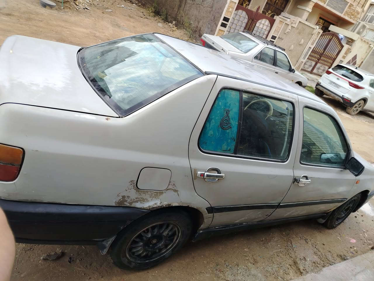 سلام عليكم كولف فنتو 1994 للبيع 
المو شراي لا يتعبني ولا اتعبه
رقمي ***********
