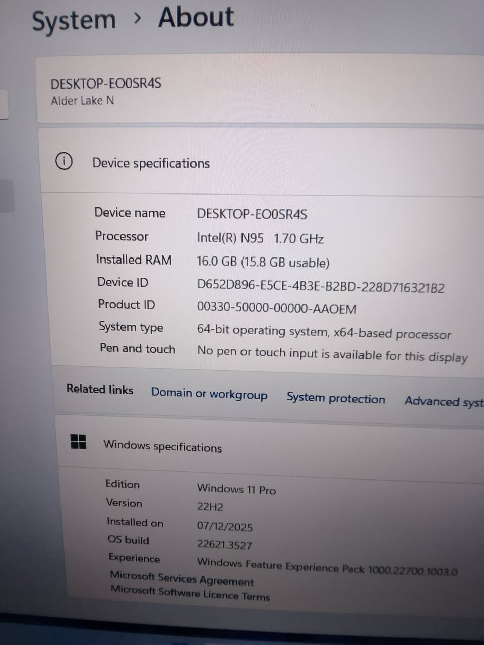 لابتوب جديدة للبيع ما مشحونة ولا مرة
حجمها 15.6 وحوافها نحيفة كلش
الذاكرة 512 ssd  
رام 16 
كارت شاشة داخلي 8 كيكا
معالج انتل n95
نظامها ويندوز 11 برو
ارجع واكرر اللابتوب جديدة ومغلفة من كل مكان حتى اللمس مال لابتوب هم مغلف اذا تلكه بيها شخط واحد تاخذها ببلاش 
للبيع ب390 قفل


**إذا كنت صاحب هذا الإعلان وتريد حذفه لأي سبب، رجاءا أرسل رسالة إلى الدعم الفني**